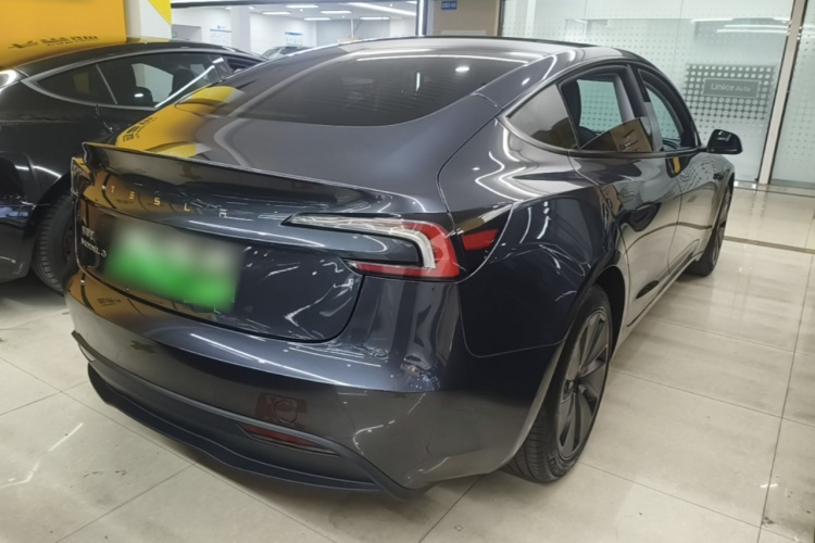 Tesla Model 3 2024 #5 Tesla Model 3 2024 car image #5