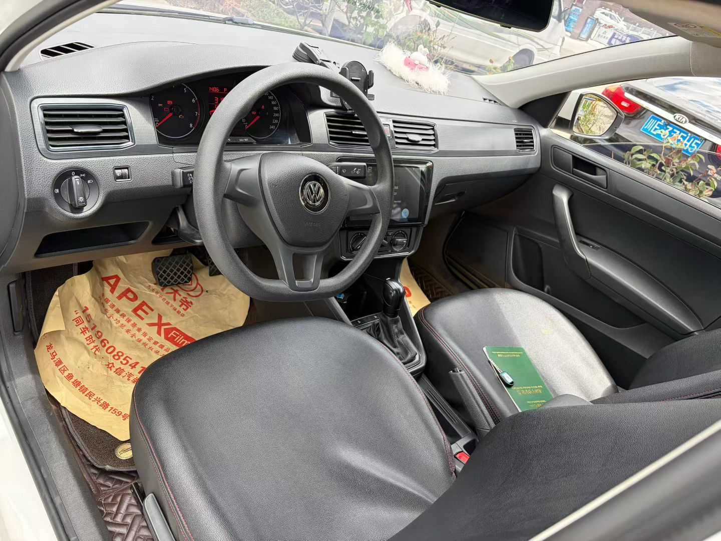 Volkswagen Santana 2019 car image #3