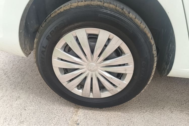 Volkswagen Santana 2019 car image #10