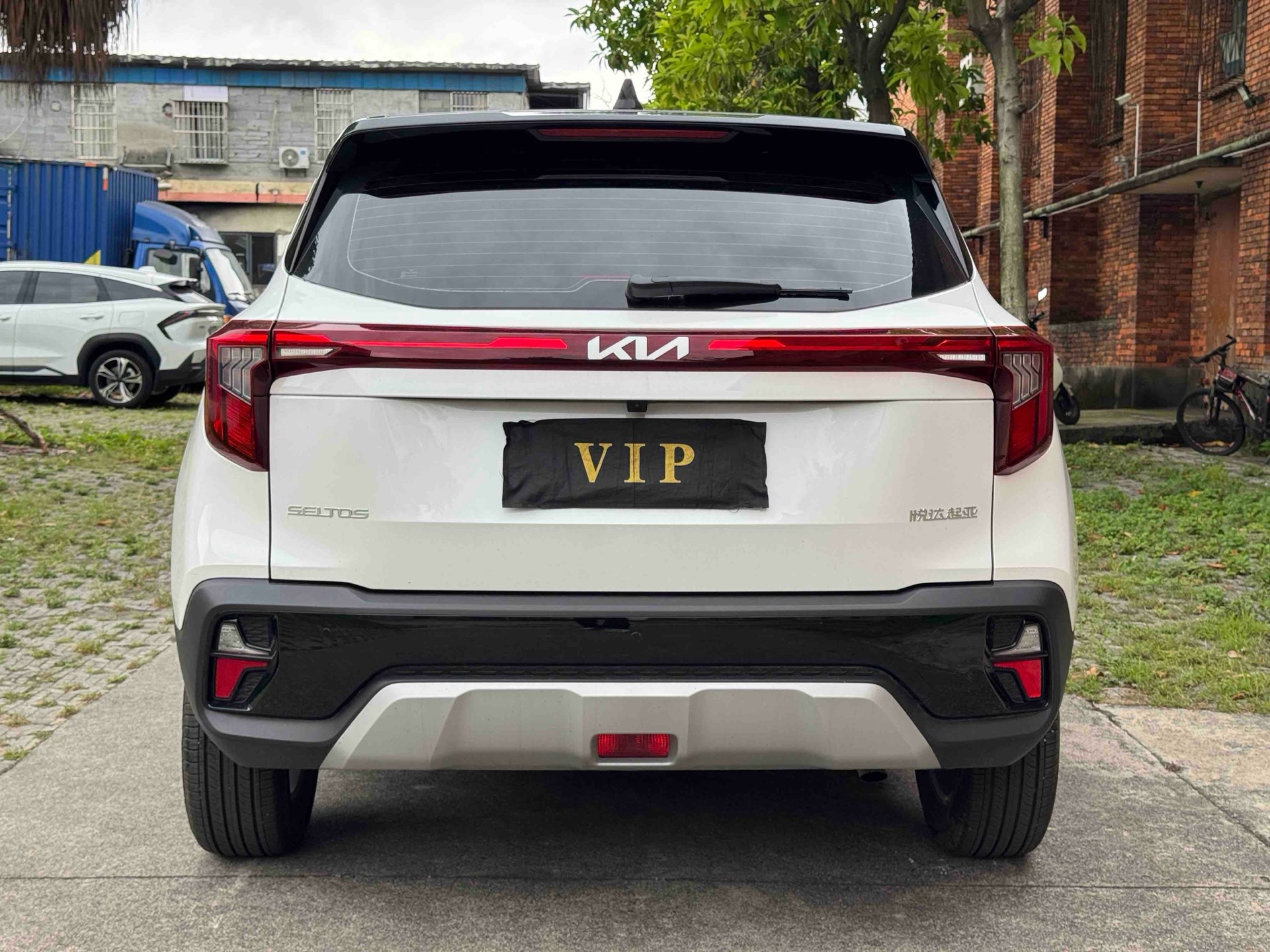 Kia Seltos 2025 car image #6