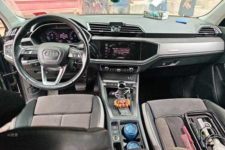 Audi Q3 2019 #11 Audi Q3 2019 car image #11