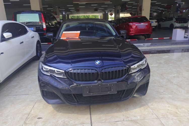 BMW 3 Series 2020 #3 BMW 3 Series 2020 car image #3