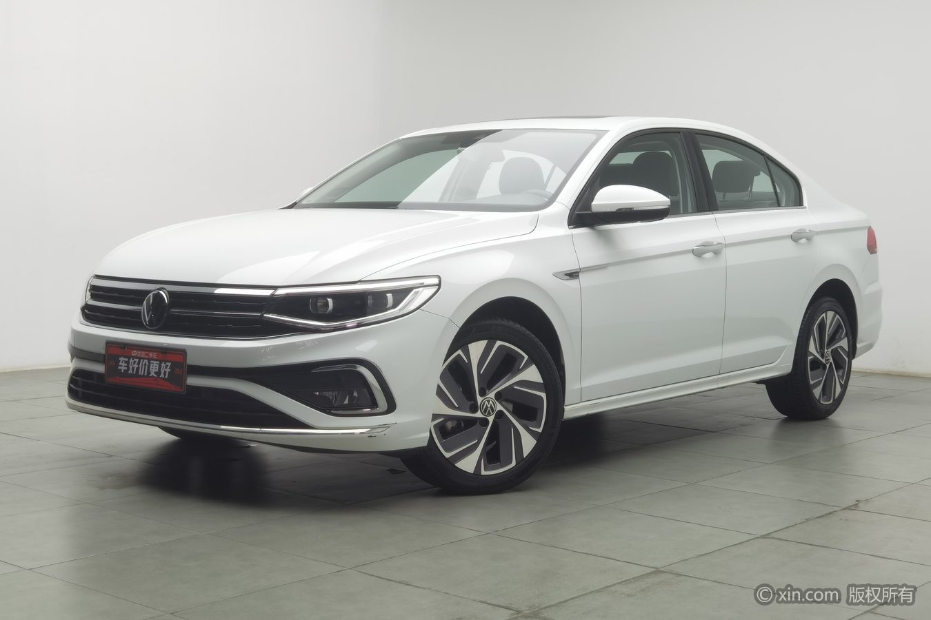 Volkswagen Bora 2025 car image #2