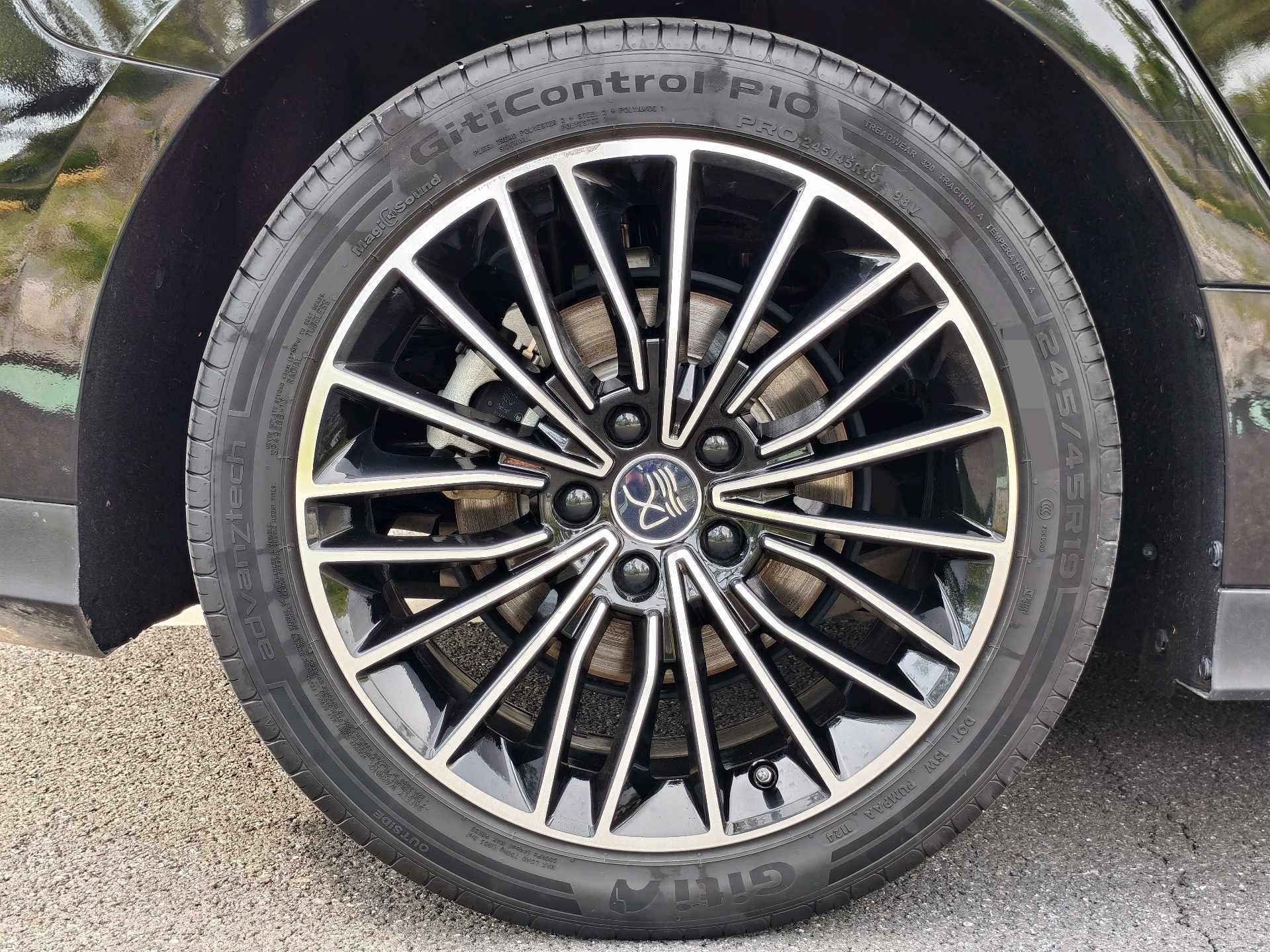 BYD Han 2024 car image #10