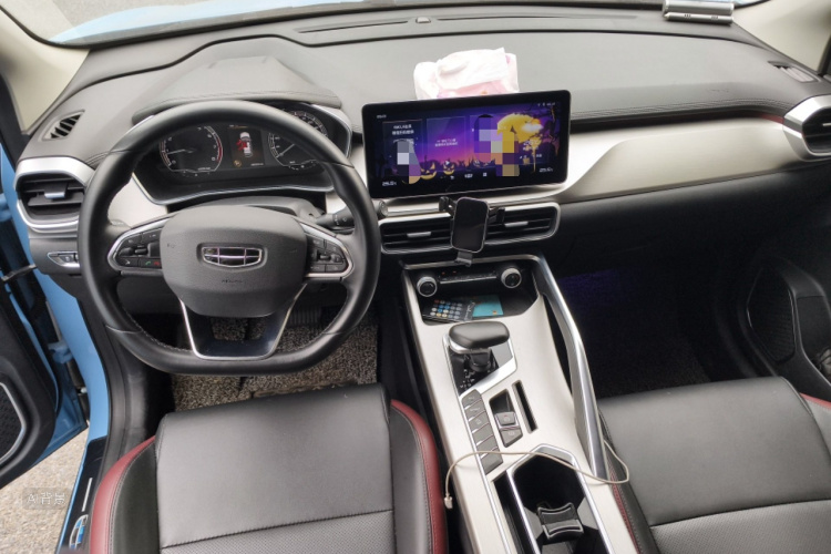 GEELY Coolray 2021 immagine di auto #11