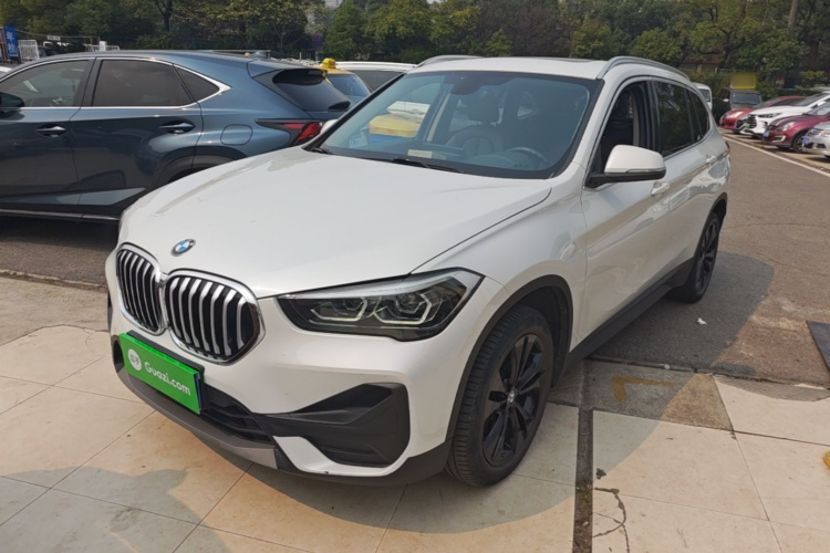 BMW X1 2021 #2 BMW X1 2021 car image #2