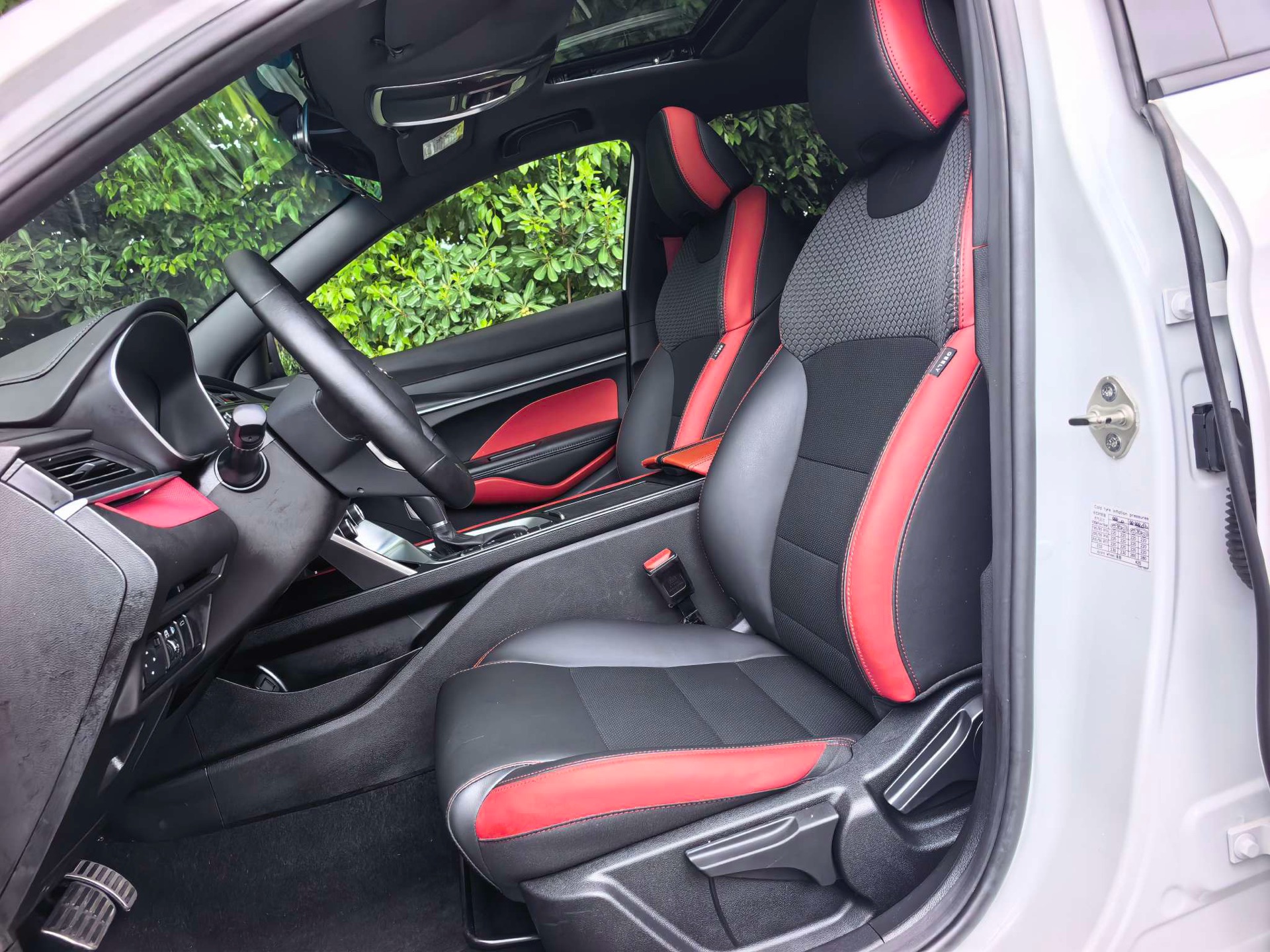 GEELY Binray 2021 #4 GEELY Binray 2021 изображение автомобиля #4