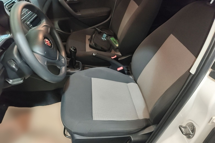 Volkswagen Polo 2016 #15 Volkswagen Polo 2016 car image #15