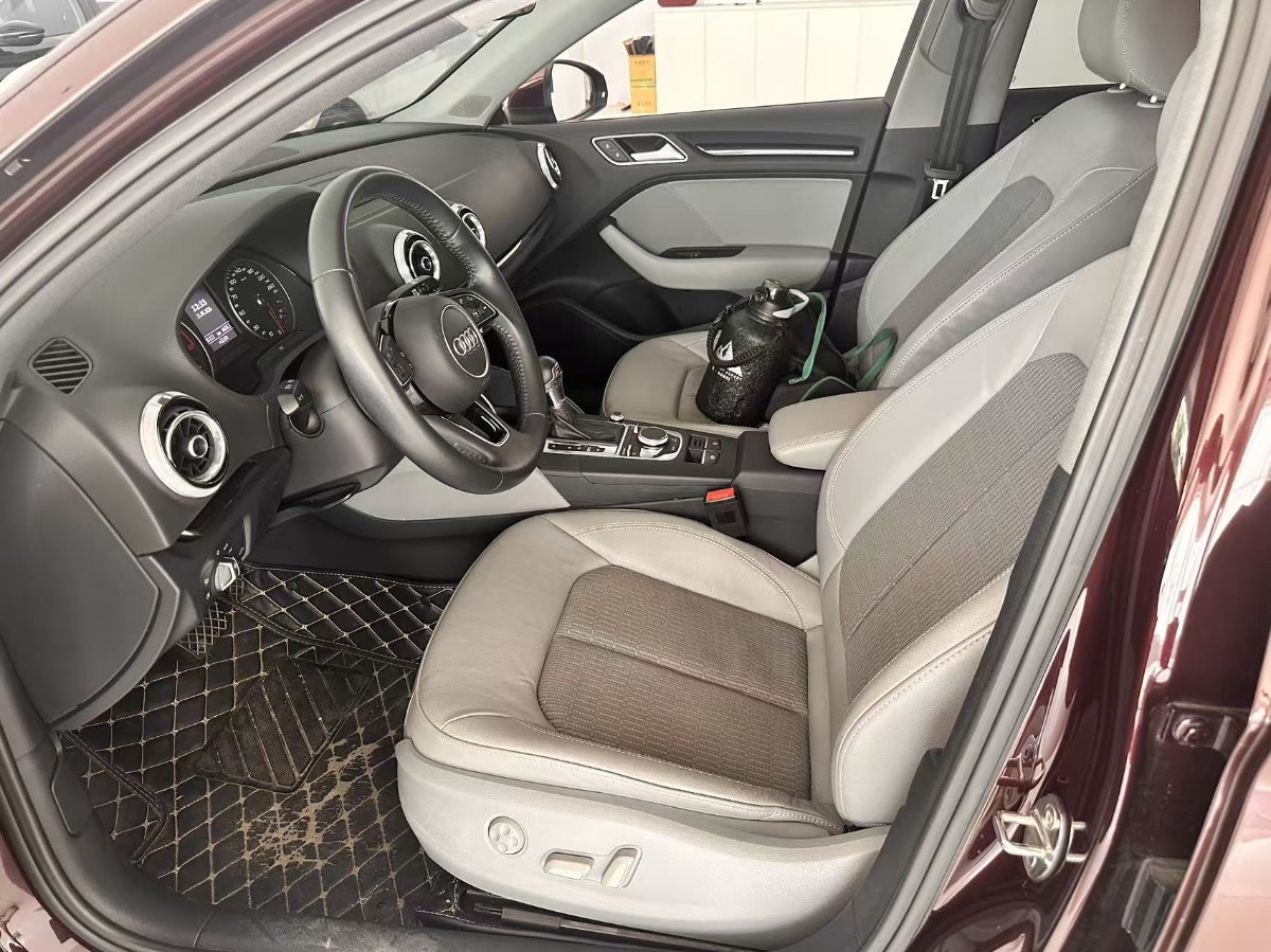 Audi A3 2019 car image #4