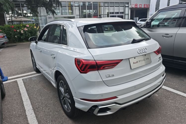 Audi Q3 2025 #5 Audi Q3 2025 car image #5
