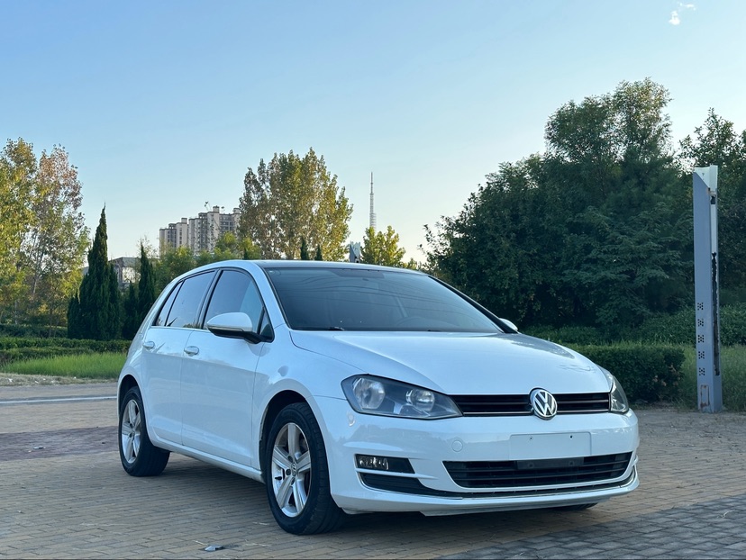 Volkswagen Golf 2016 car image #3