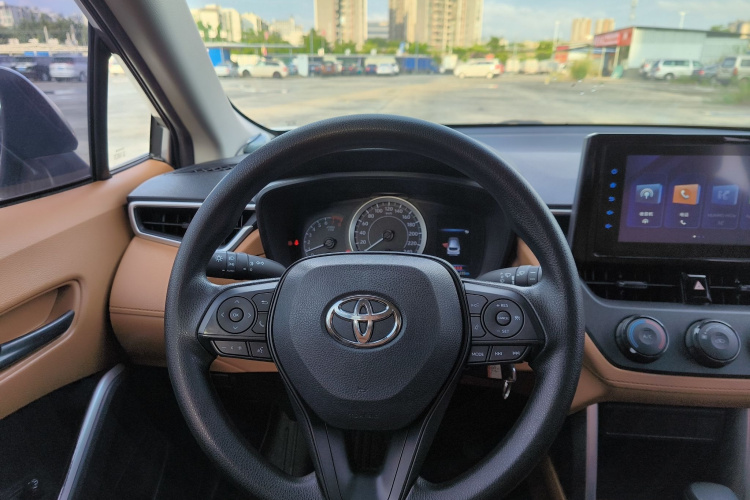 Toyota Corolla Cross 2022 car image #11