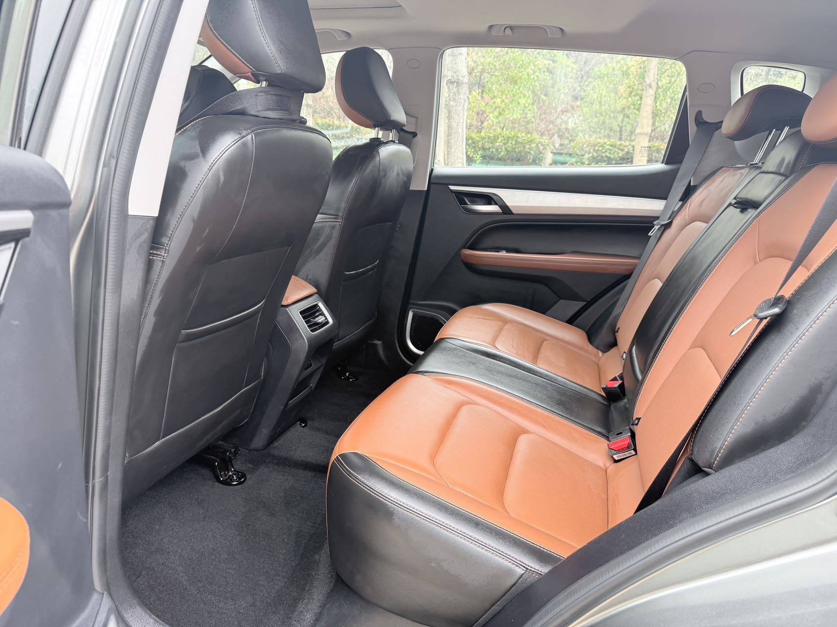 GEELY Vision X6 2021 car image #7