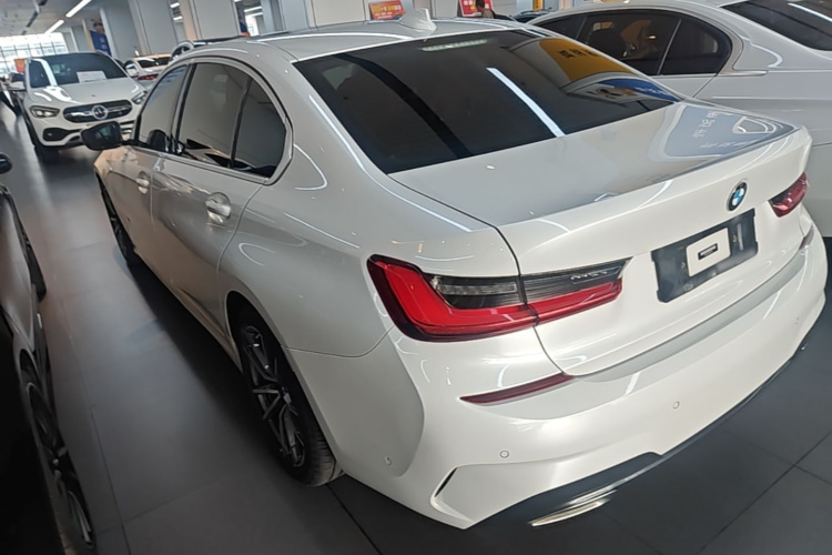 BMW 3 Series 2020 #5 BMW 3 Series 2020 car image #5