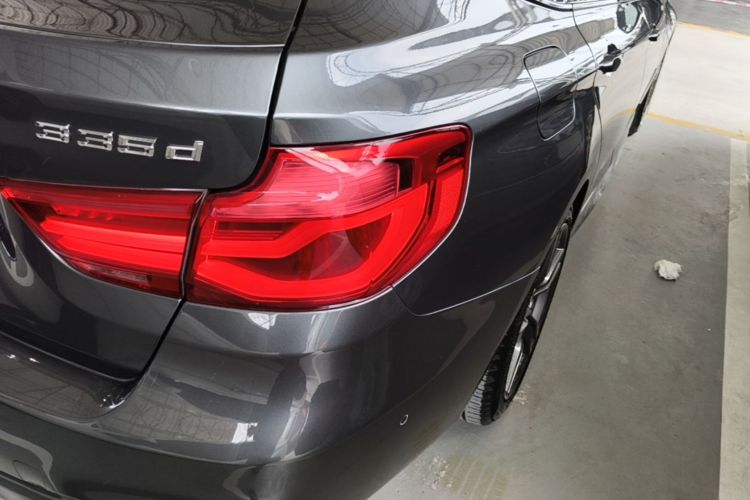 BMW 3 Series GT 2019 #8 BMW 3 Series GT 2019 car image #8