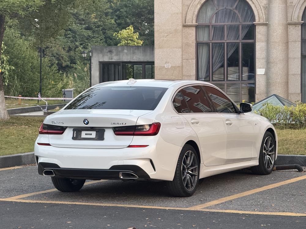 BMW 3 Series 2020 صورة سيارة #5