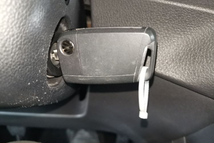 Volkswagen T-Cross 2021 изображение автомобиля #9