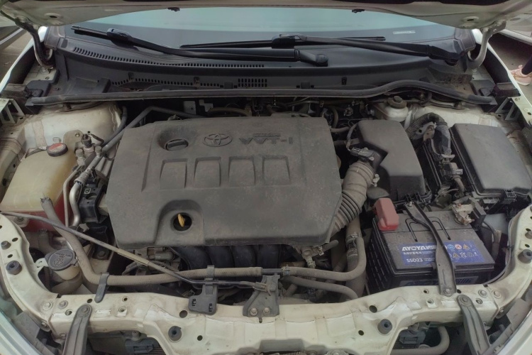 Toyota Corolla 2015 immagine di auto #18
