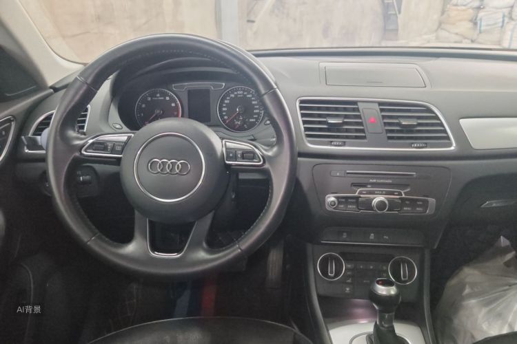 Audi Q3 2019 #11 Audi Q3 2019 car image #11