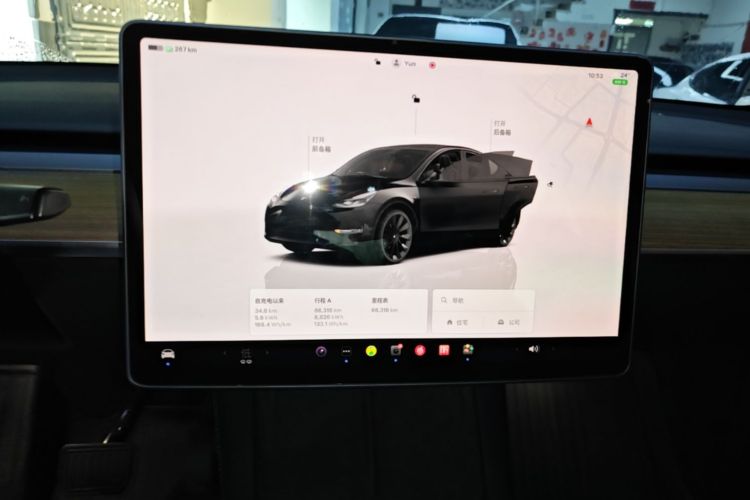 Tesla Model Y 2022 #13 Tesla Model Y 2022 car image #13