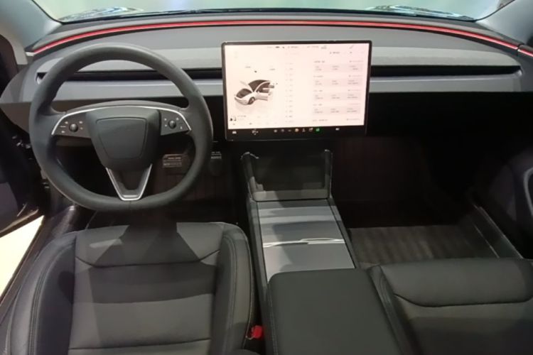 Tesla Model 3 2024 #10 Tesla Model 3 2024 car image #10