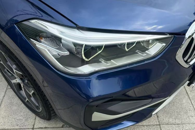 BMW X1 2018 car image #13