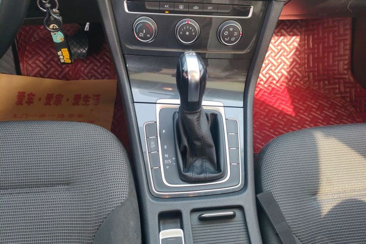 Volkswagen Golf 2020 صورة سيارة #14