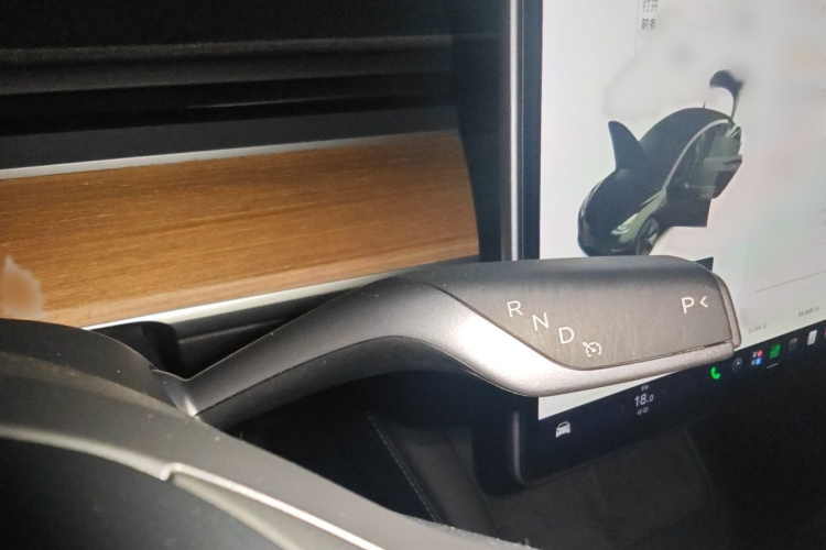 Tesla Model 3 2021 #18 Tesla Model 3 2021 car image #18
