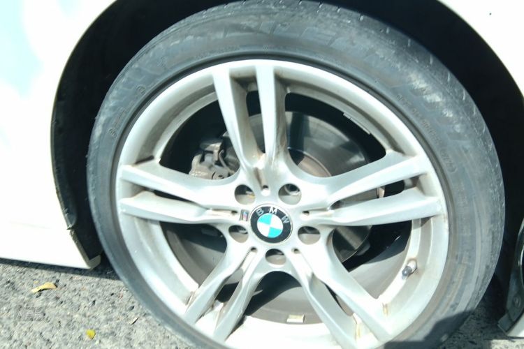 BMW 3 Series 2017 #9 BMW 3 Series 2017 car image #9