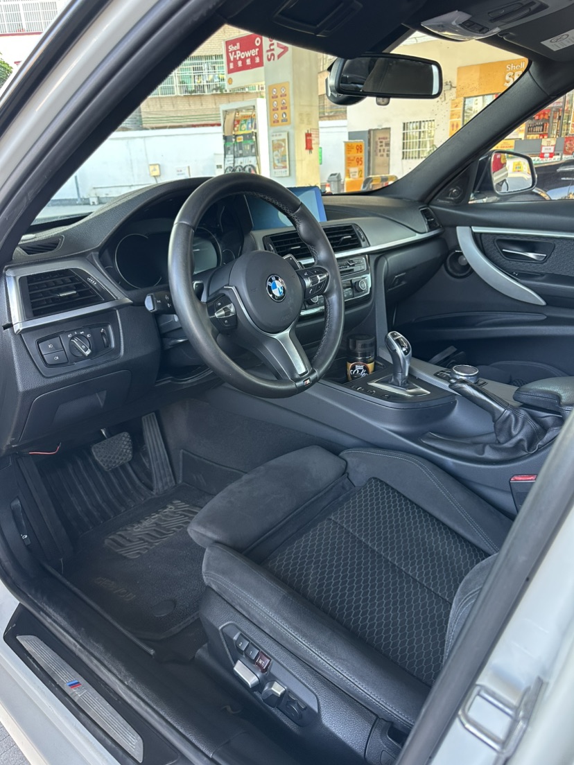 BMW 3 Series 2018 #3 BMW 3 Series 2018 immagine di auto #3