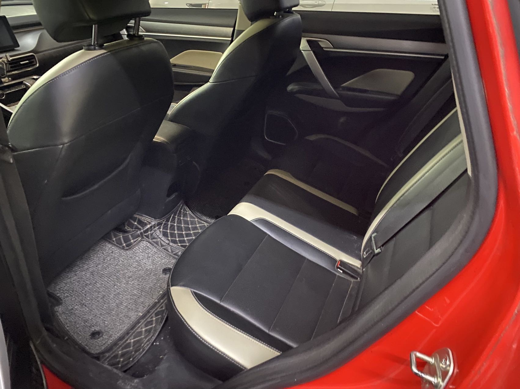 GEELY Coolray 2020 immagine di auto #3