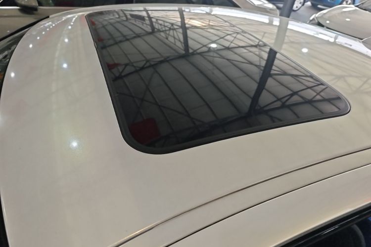BMW 3 Series 2018 #25 BMW 3 Series 2018 car image #25