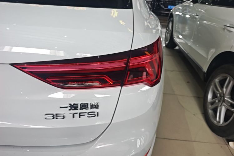 Audi Q3 2021 #8 Audi Q3 2021 car image #8