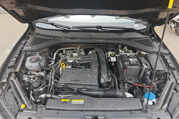 Volkswagen Bora 2025 car image #22