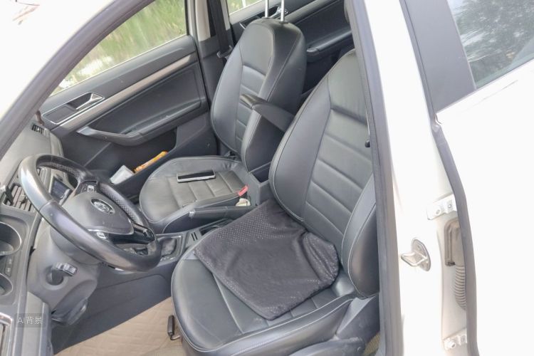 Volkswagen Lavida 2018 car image #17