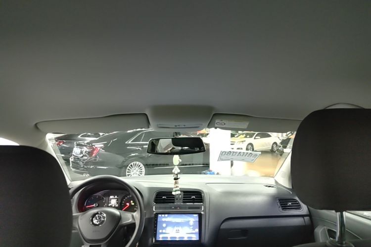Volkswagen Polo 2016 #18 Volkswagen Polo 2016 car image #18