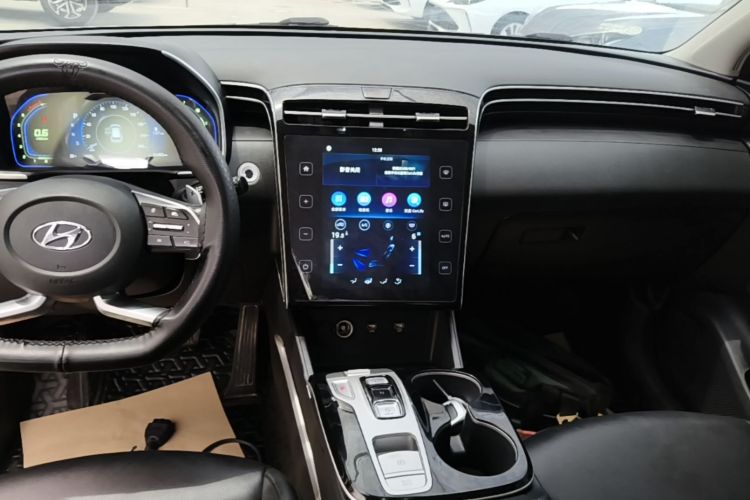 Hyundai Tucson 2023 car image #13