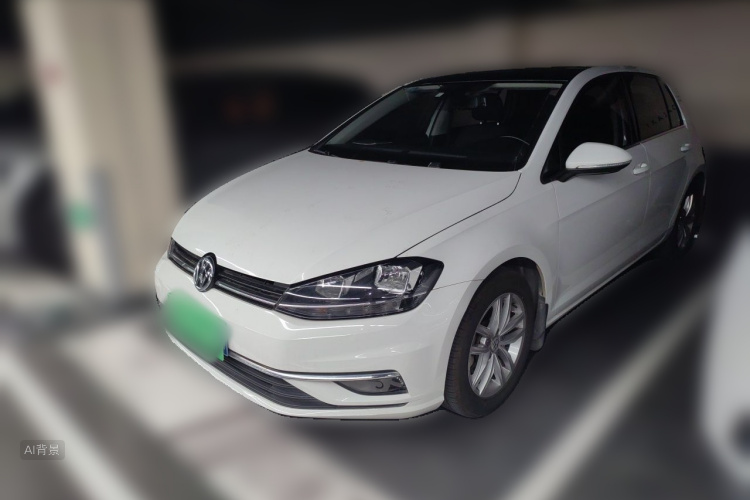 Volkswagen Golf 2019 car image #2