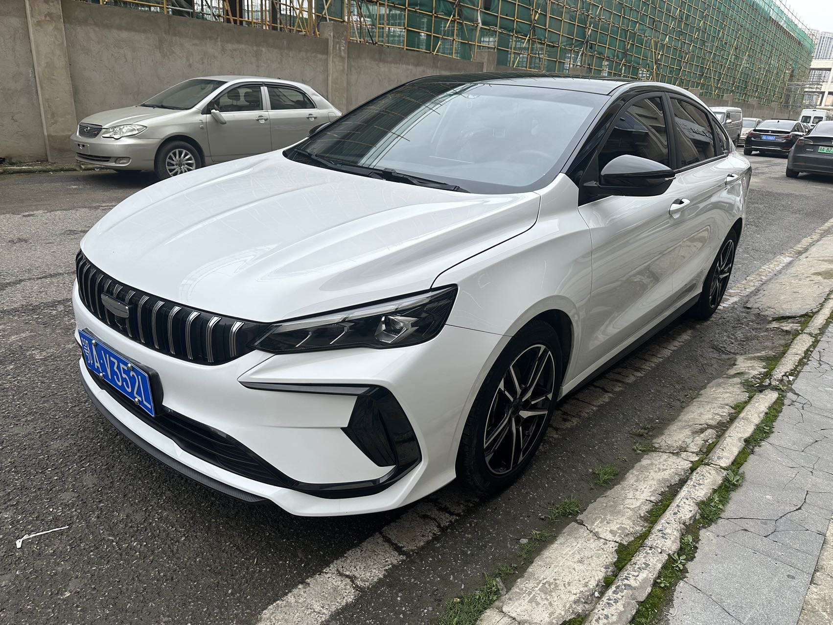 GEELY Binray 2024 汽车图片 