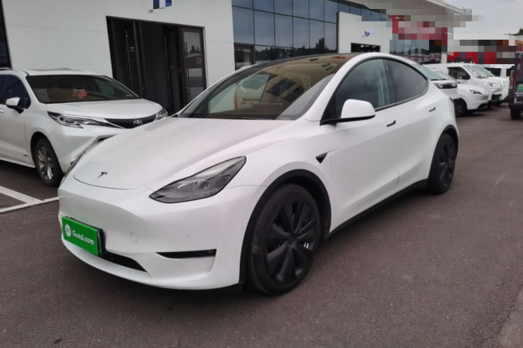 Tesla Model Y 2021 #2 Tesla Model Y 2021 car image #2