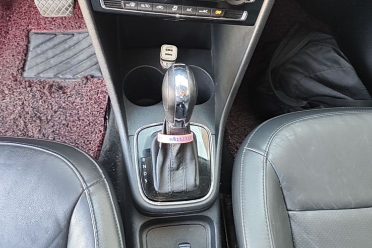Volkswagen Polo 2016 #14 Volkswagen Polo 2016 car image #14