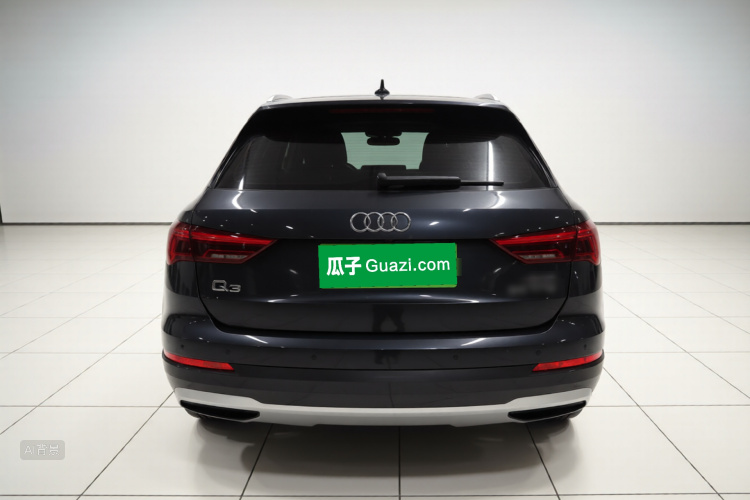 Audi Q3 2020 car image #6