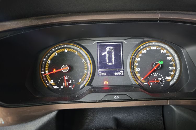 Volkswagen Tharu 2022 car image #16