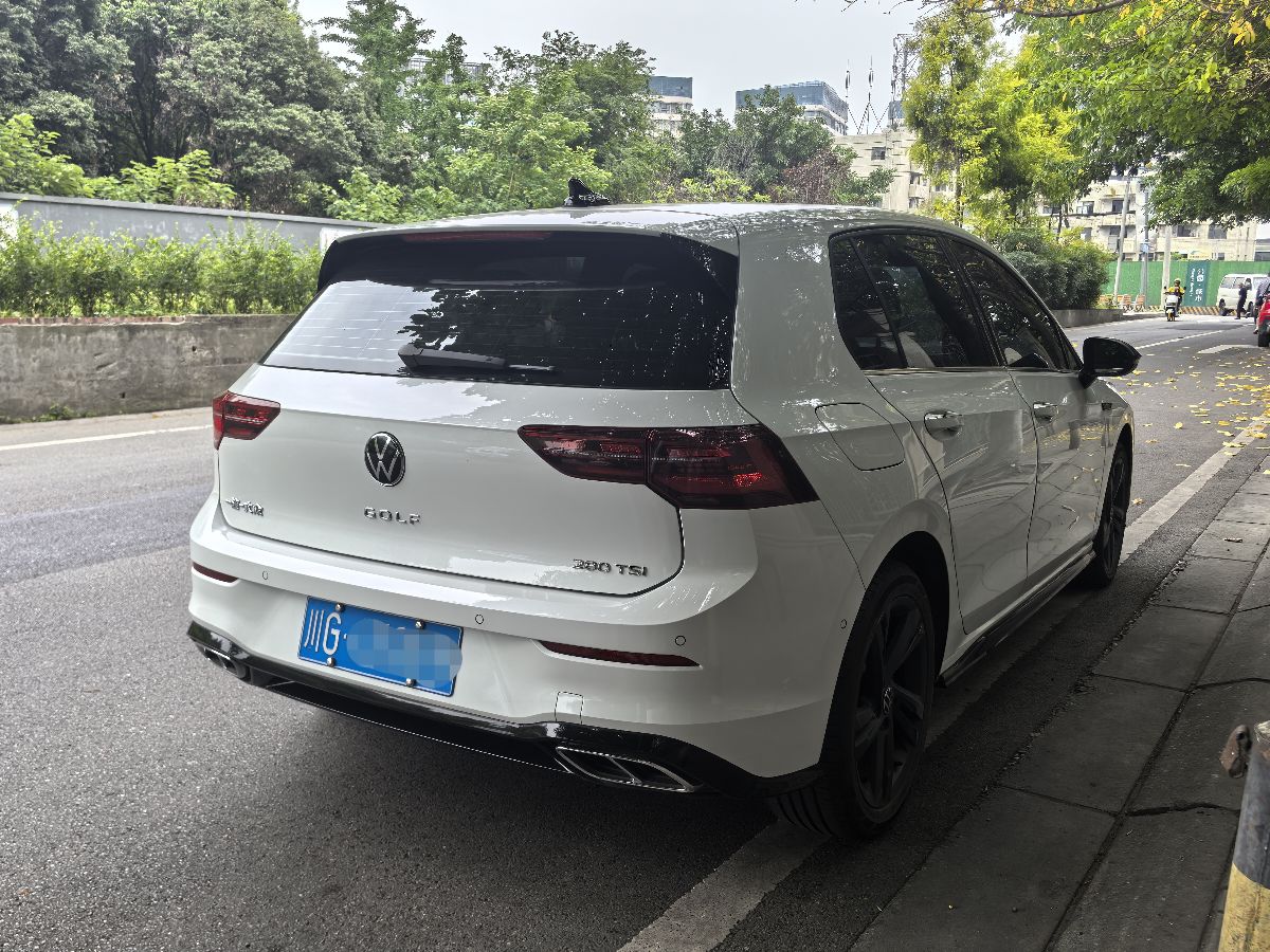 Volkswagen Golf 2024 car image #4