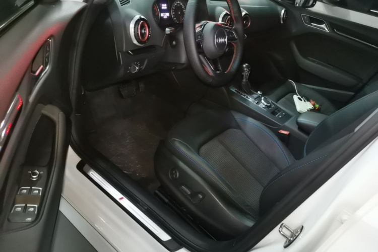 Audi A3 2019 #15 Audi A3 2019 car image #15