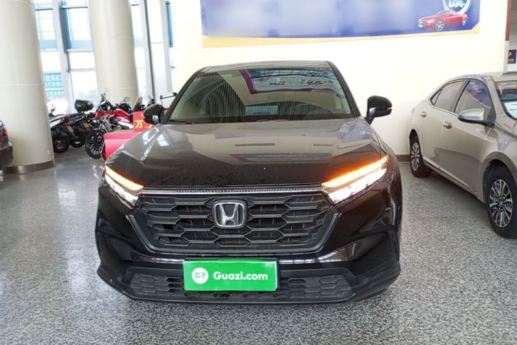 Honda CR-V 2025 car image #3
