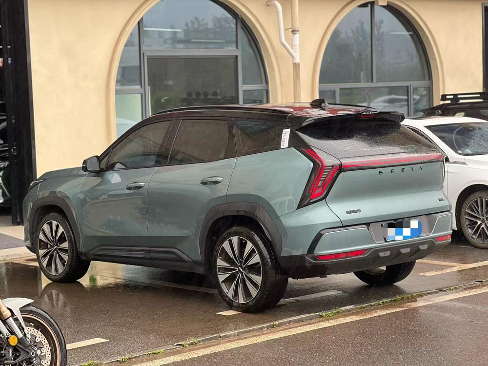 GEELY Boyue L 2025 car image #4
