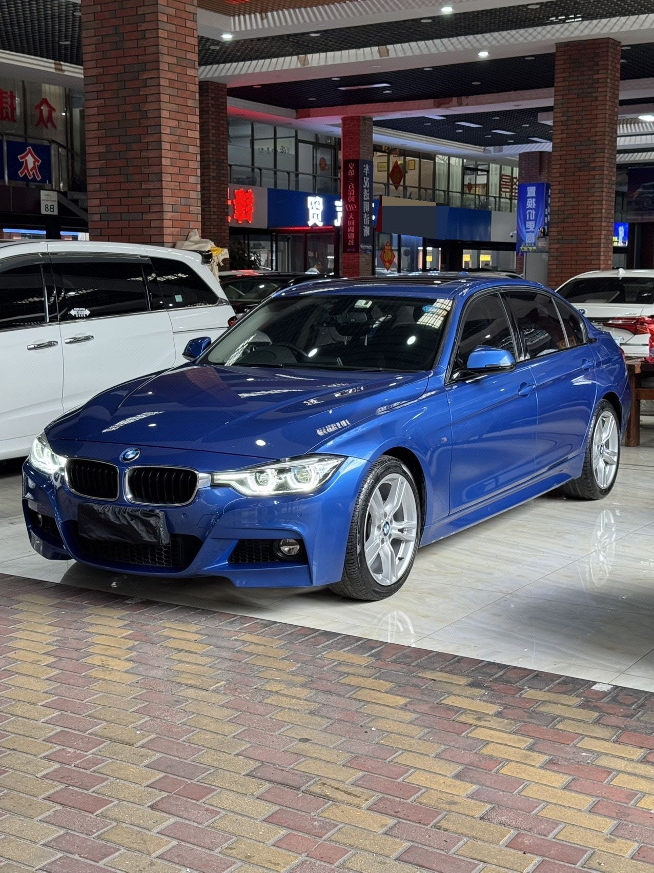 BMW 3 Series 2017 immagine di auto 