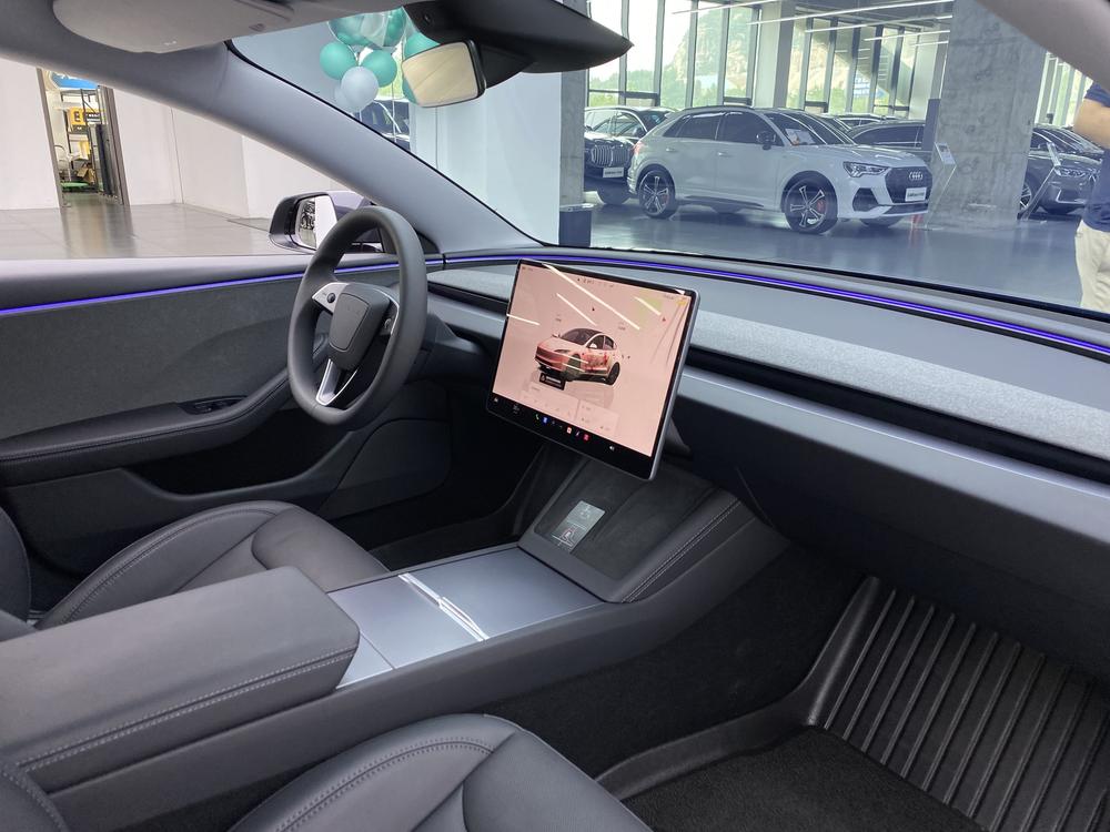 Tesla Model 3 2025 #20 Tesla Model 3 2025 car image #20