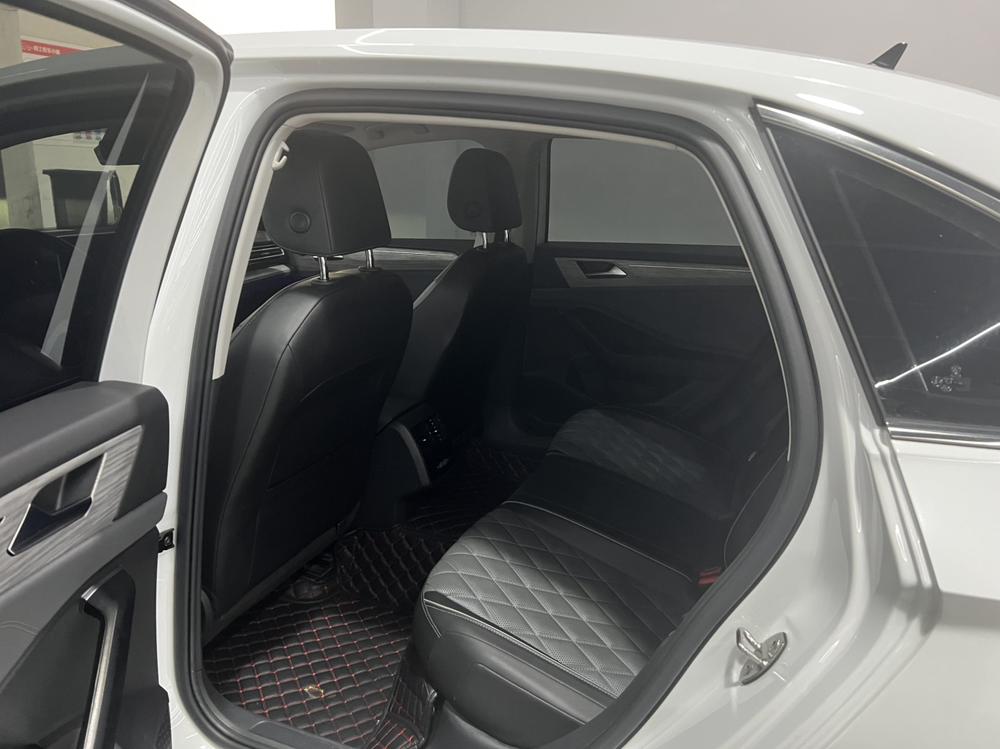 Volkswagen Sagitar 2022 car image #10